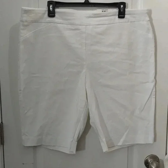 CHARTER CLUB Women's Bright White Solid Mid-Rise Bermuda Pull-On - Picture 3 of 6